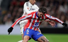 球盟会官网-英超红牌最多的球员是谁？犯规与停赛记录一览